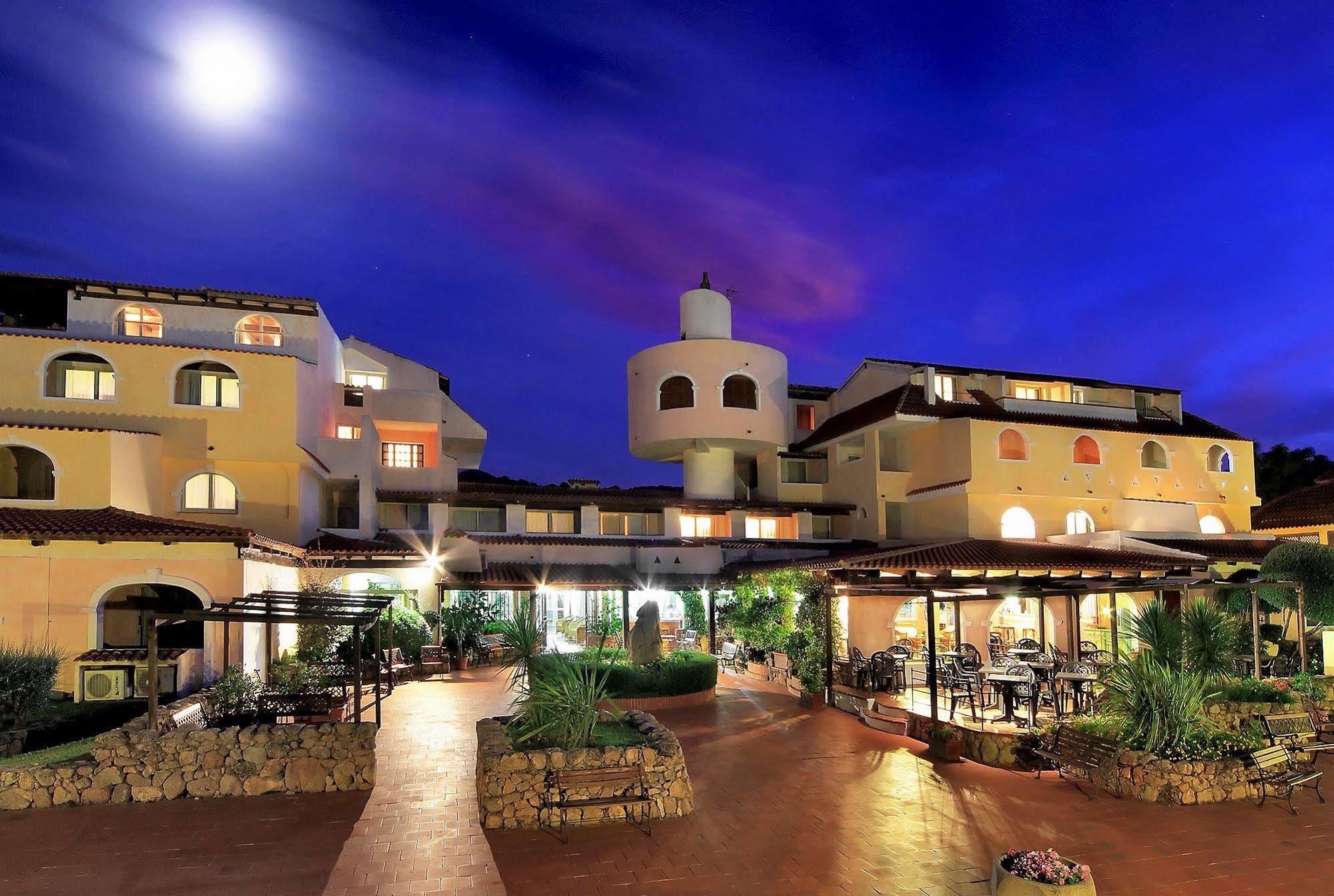 Colonna Beach Hotel Marinella Marinella (Sardinia) Exterior foto