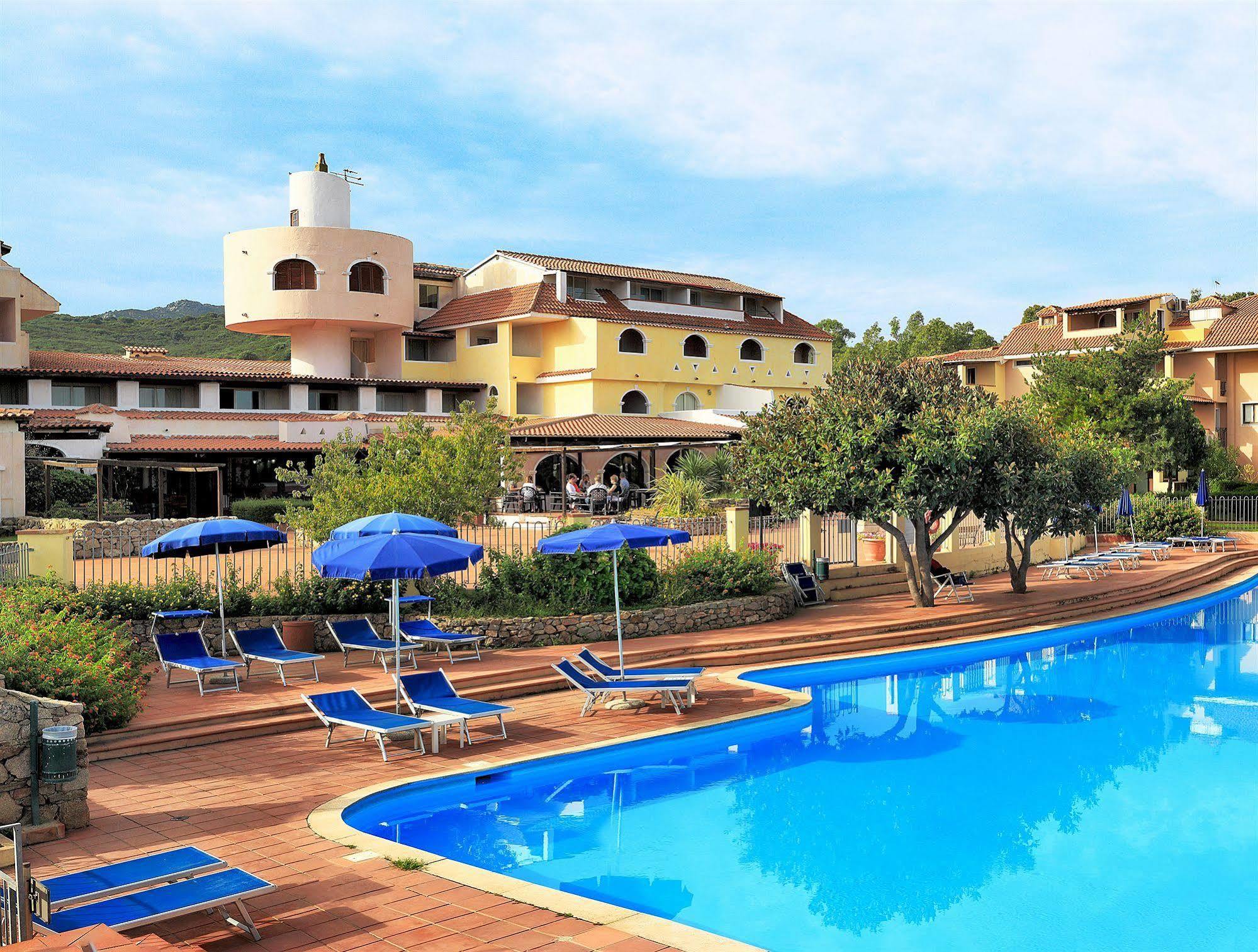 Colonna Beach Hotel Marinella Marinella (Sardinia) Exterior foto